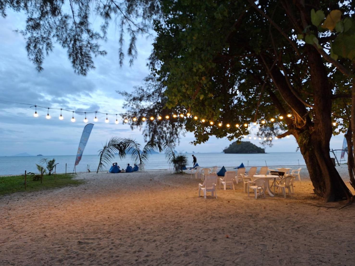 Pan Beachfront Resort Krabi Klong Muang Beach Exterior photo