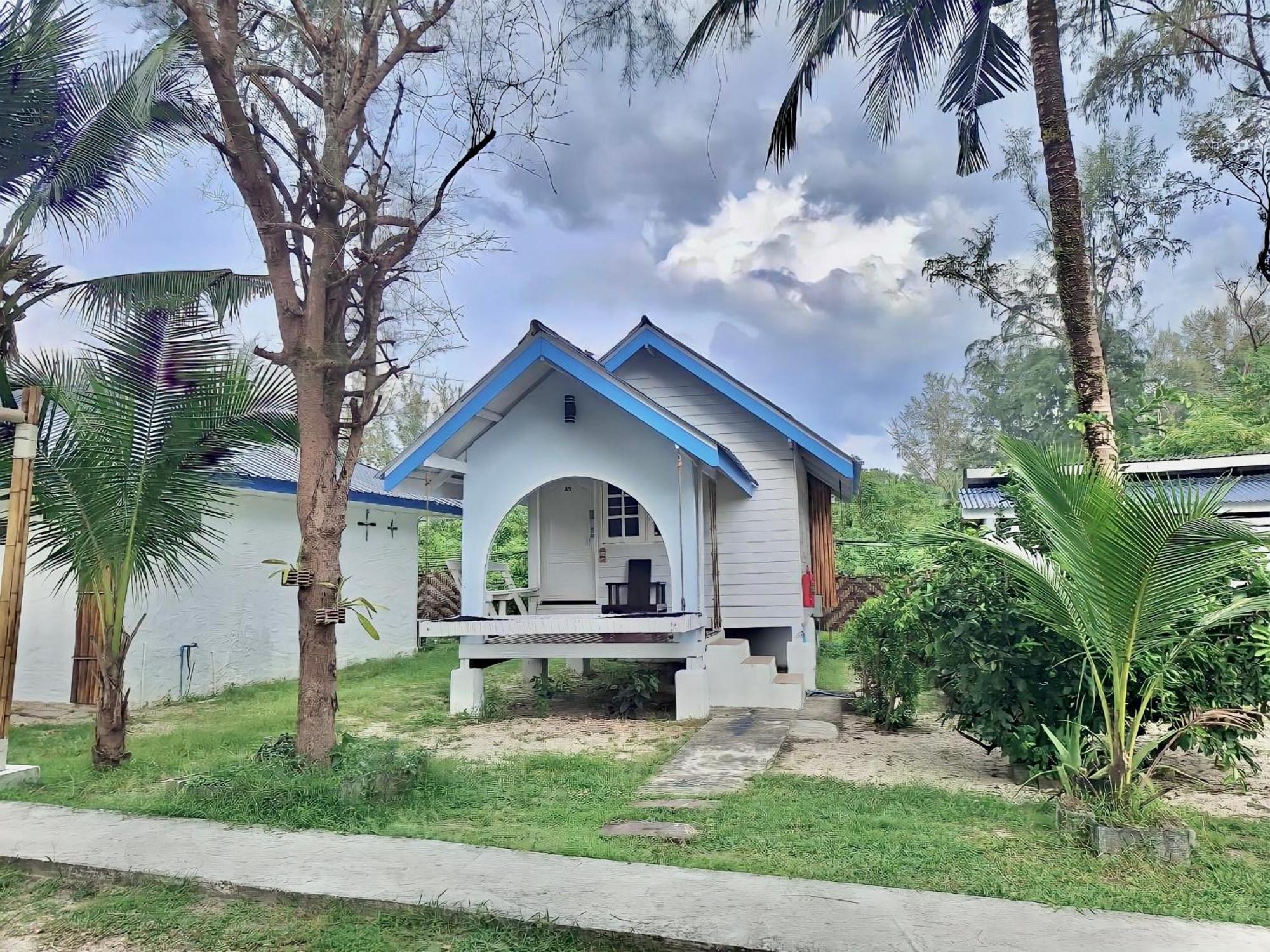 Pan Beachfront Resort Krabi Klong Muang Beach Room photo