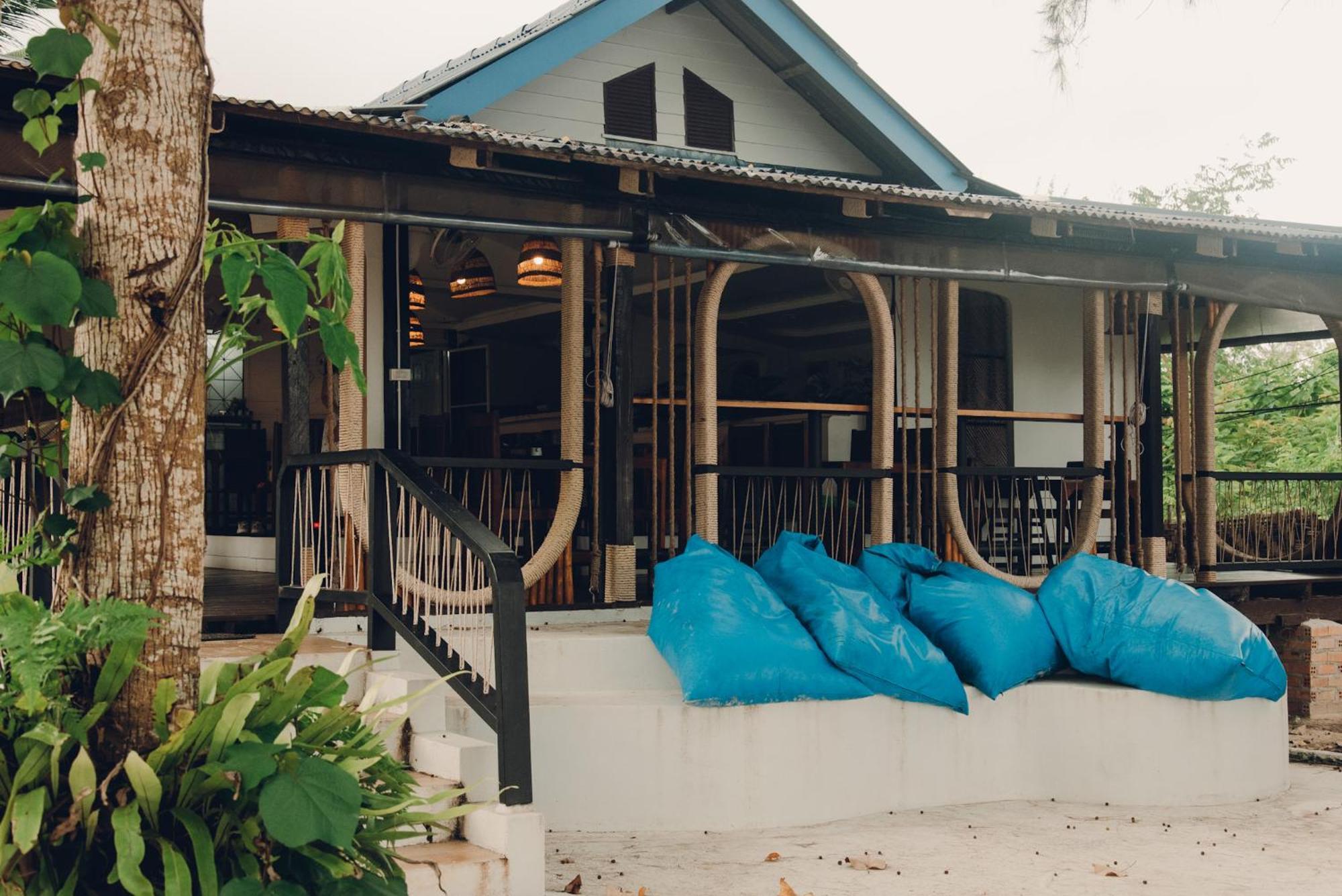 Pan Beachfront Resort Krabi Klong Muang Beach Exterior photo